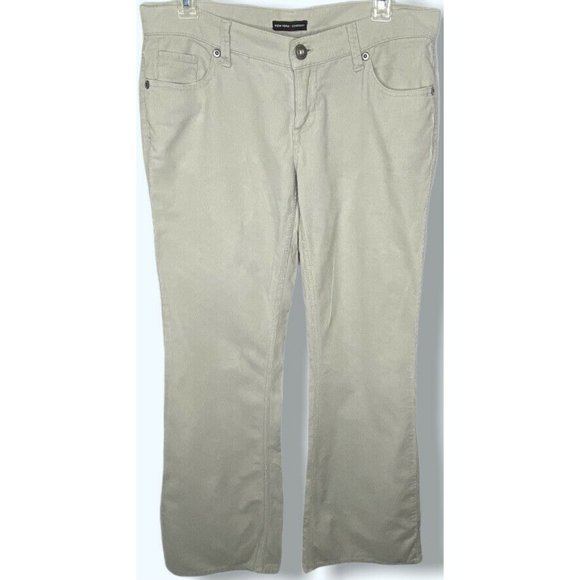 New York & Company Women’s Corduroy Pants 6 Light - Picture 2 of 12